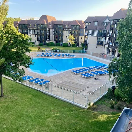 T2 Avec Piscine * Deauville