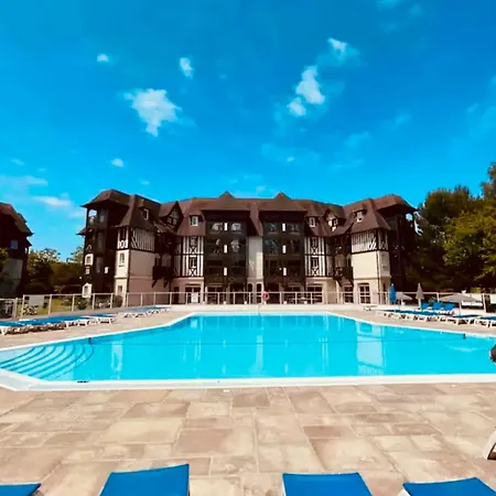 T2 Avec Piscine *
